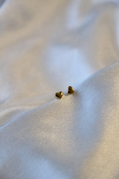 MINI HEART STUD