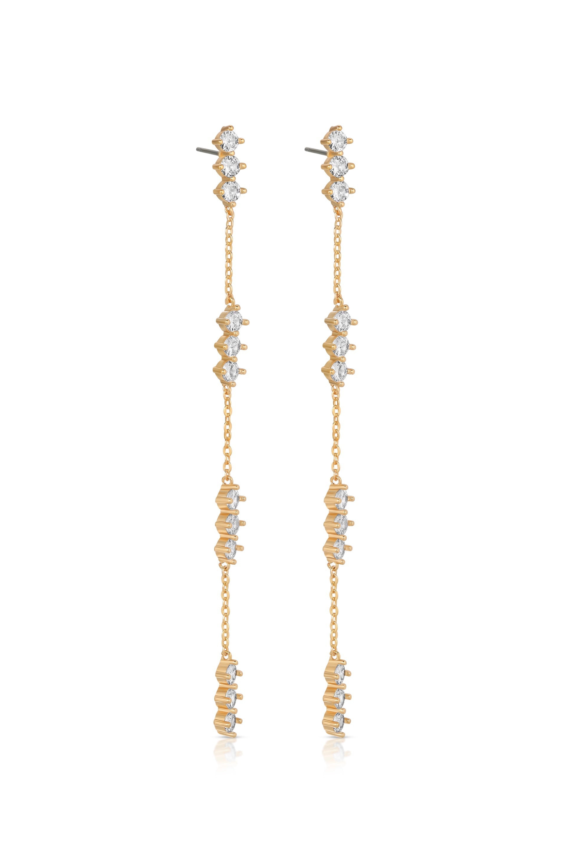 Stylish earrings designed with a gold chain featuring alternating patterns of gold and sparkling stones. They dangle elegantly, suitable for a fashionable occasion or evening wear.