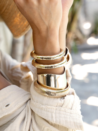 Liquid Gold Stretch Bracelet