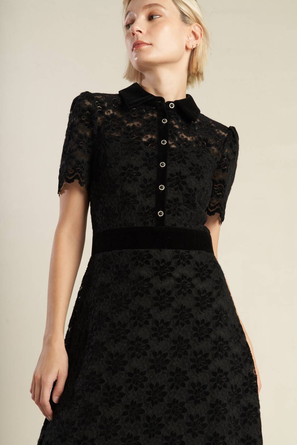 BOLD SYMPHONY WOVEN LACE MIDI DRESS