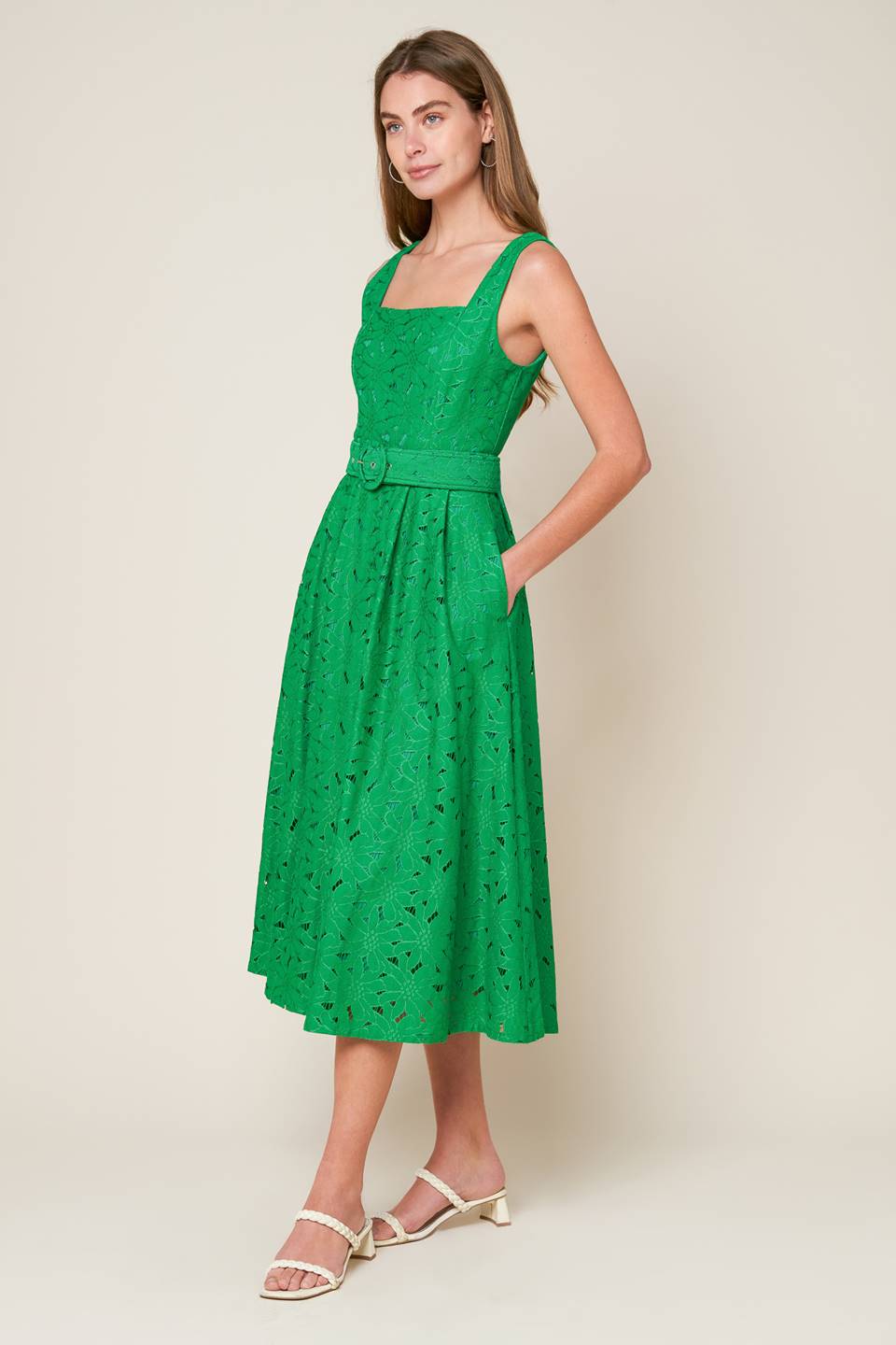 DAFFODILS & DAYDREAMS WOVEN LACE MIDI DRESS