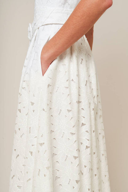 DAFFODILS & DAYDREAMS WOVEN LACE MIDI DRESS