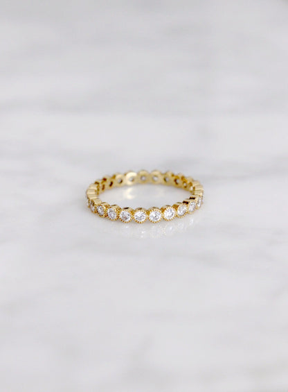 ROUND ETERNITY BAND- CLEAR