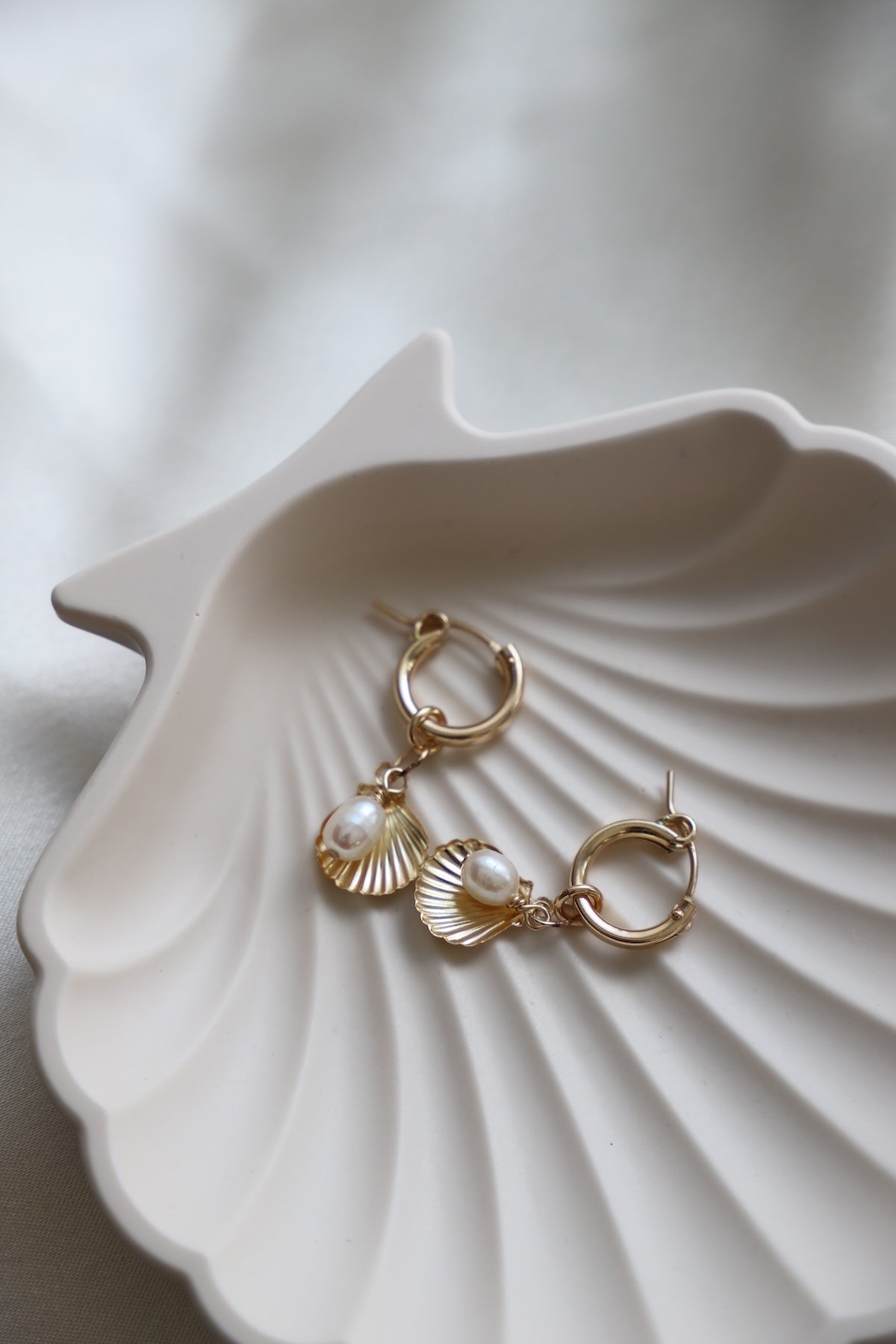 SEYCHELLES HOOP EARRINGS