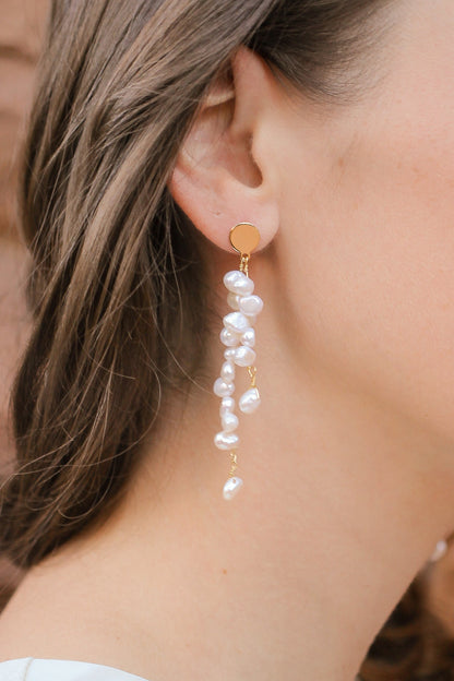 Sutton Dangle in Freshwater Pearl