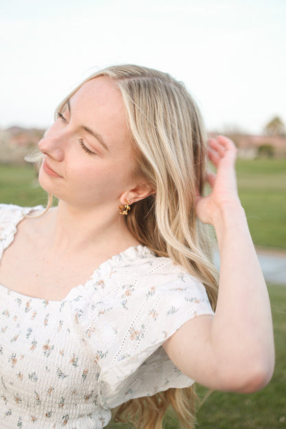 Leah Hoop in Gold Leaves