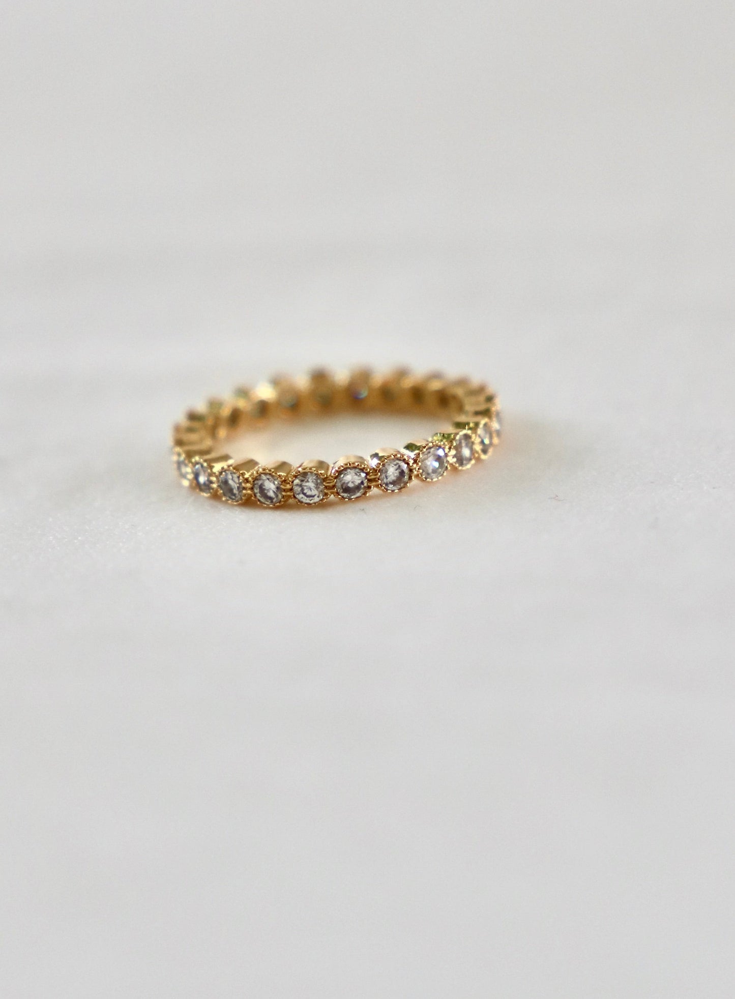 ROUND ETERNITY BAND- CLEAR