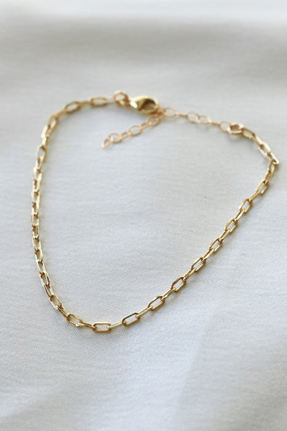 MINIATURE PAPERCLIP CHAIN BRACELET