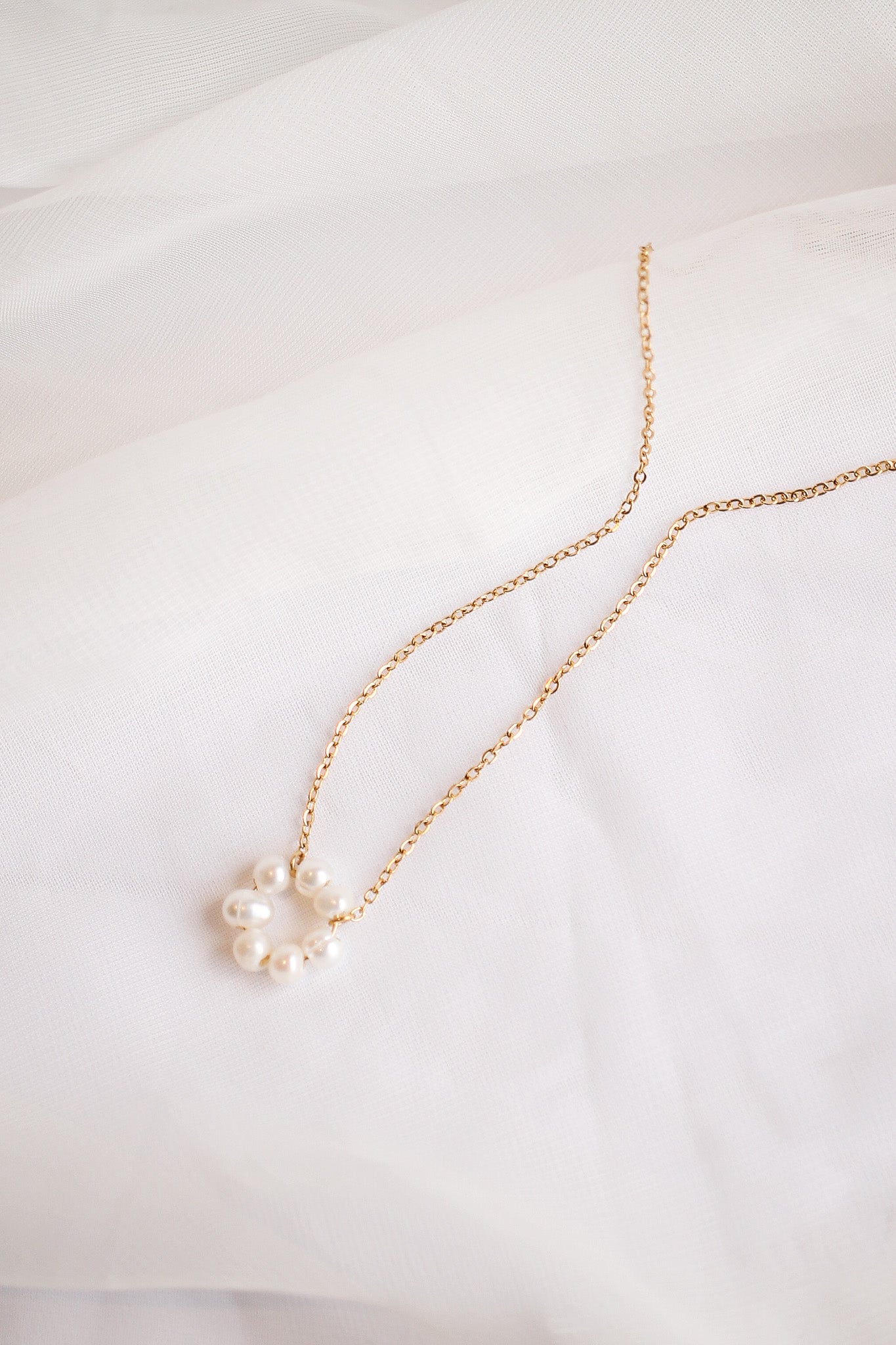 Lucy Necklace in Freshwater Pearl