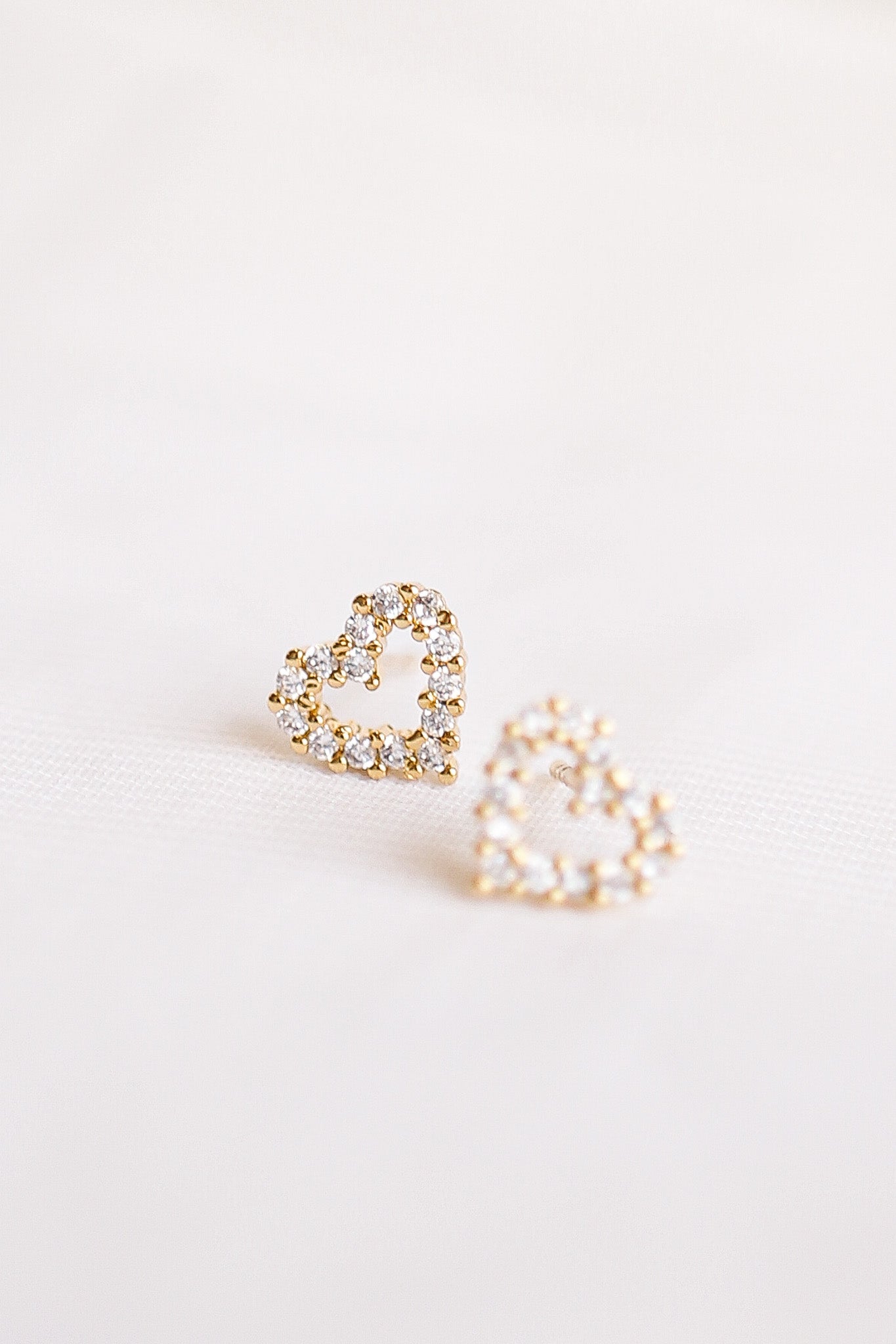 CZ Heart Stud in Gold