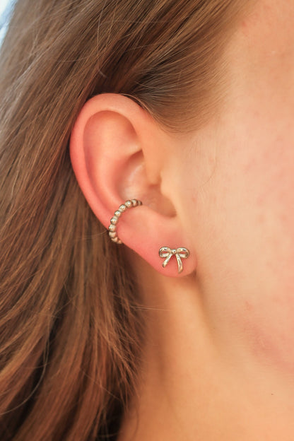 Bow Flat Back Stud in Silver