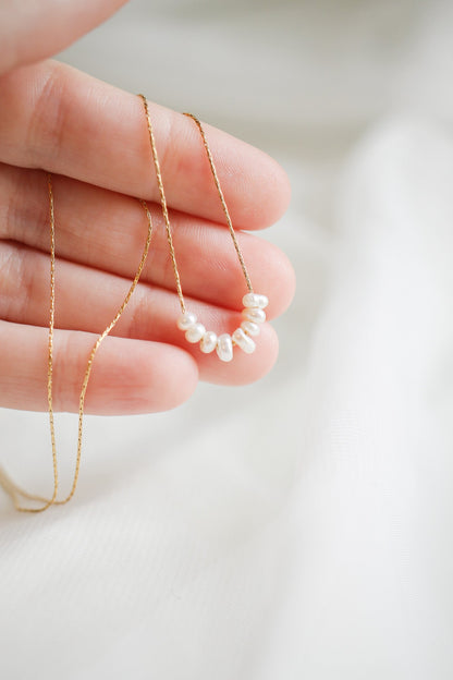 Lorelei Necklace in Dainty Pearl