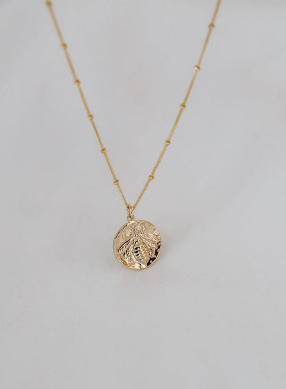 BEE MEDALLION NECKLACE