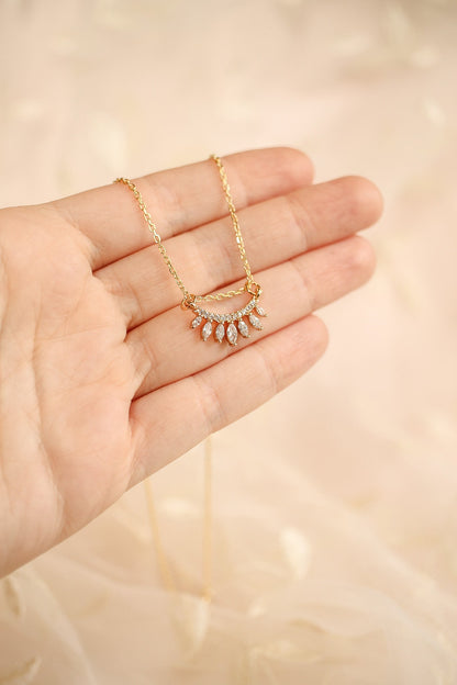 Merida Necklace in Gold