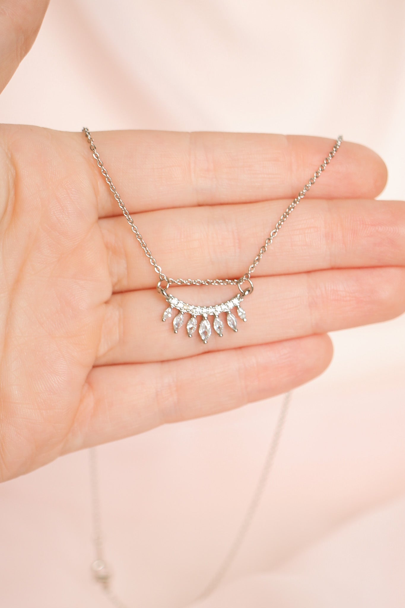 Merida Necklace in Silver