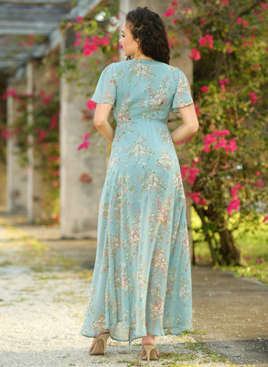 Shop the Kari Maxi Dress in Teal Floral Final Sale at Lady Black Tie